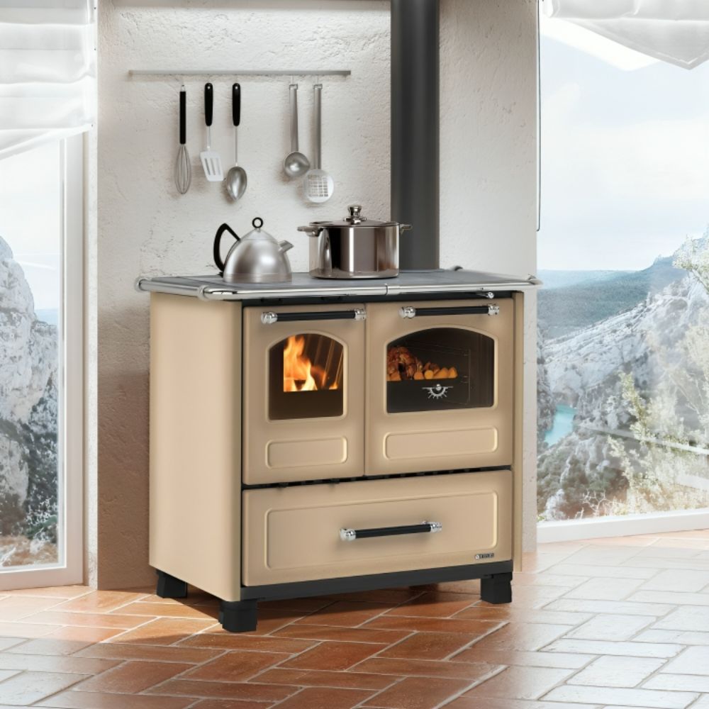 Italiensk brændefyret komfur La Nordica Family 4.5 brun, 7.5kW | Brændeovne |  |