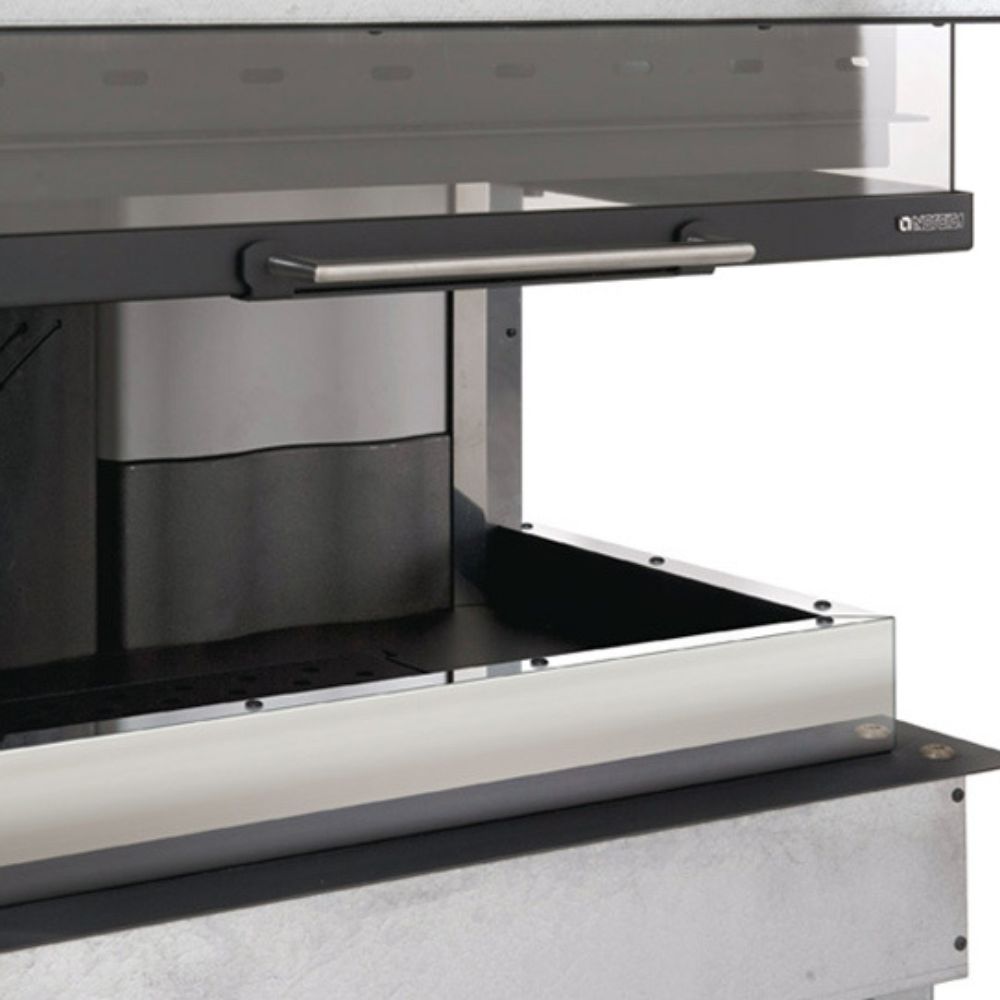 Italiensk støbejerns La Nordica Monoblocco 800 Angolo venstre, 10.0kW | Pejseindsats | Pejse |